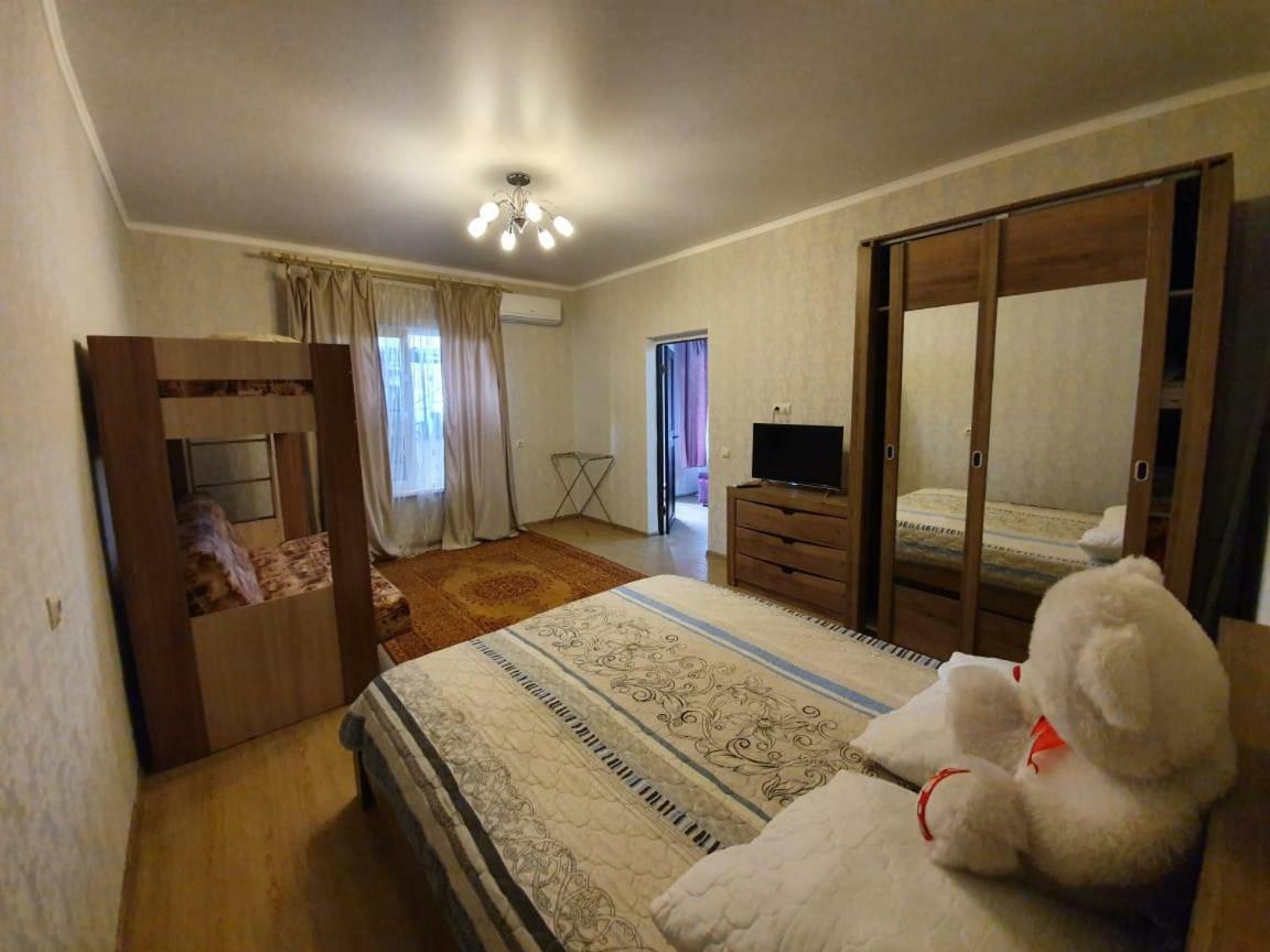 Гостевой Дом "Солнышко" Leselidze ภายนอก รูปภาพ